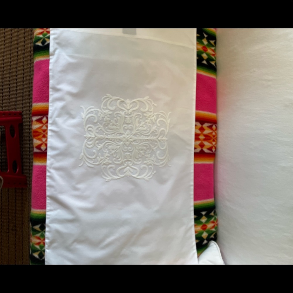 Tahari Home King Pillow Shams (2)